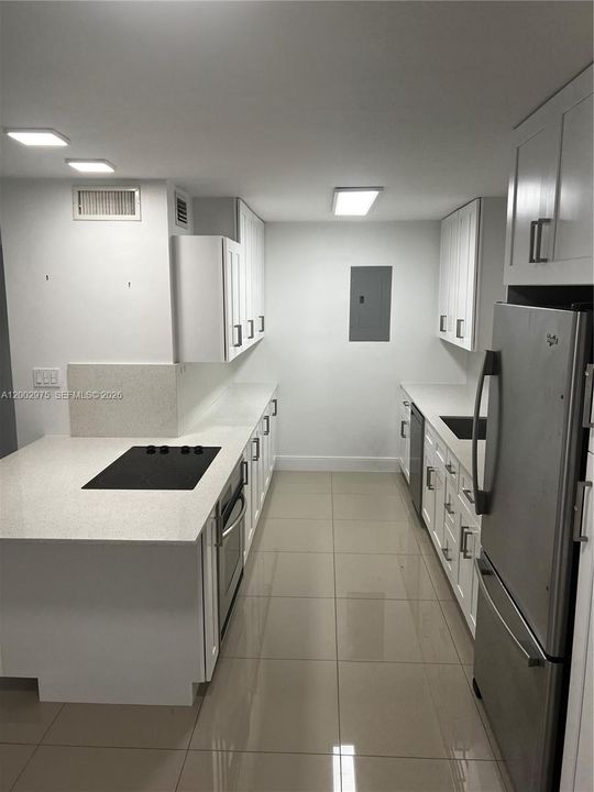 Activo con contrato: $360,000 (2 camas, 2 baños, 1178 Pies cuadrados)