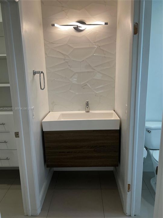 Activo con contrato: $360,000 (2 camas, 2 baños, 1178 Pies cuadrados)