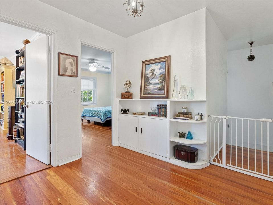 Active With Contract: $640,000 (4 beds, 2 baths, 2822 Square Feet)