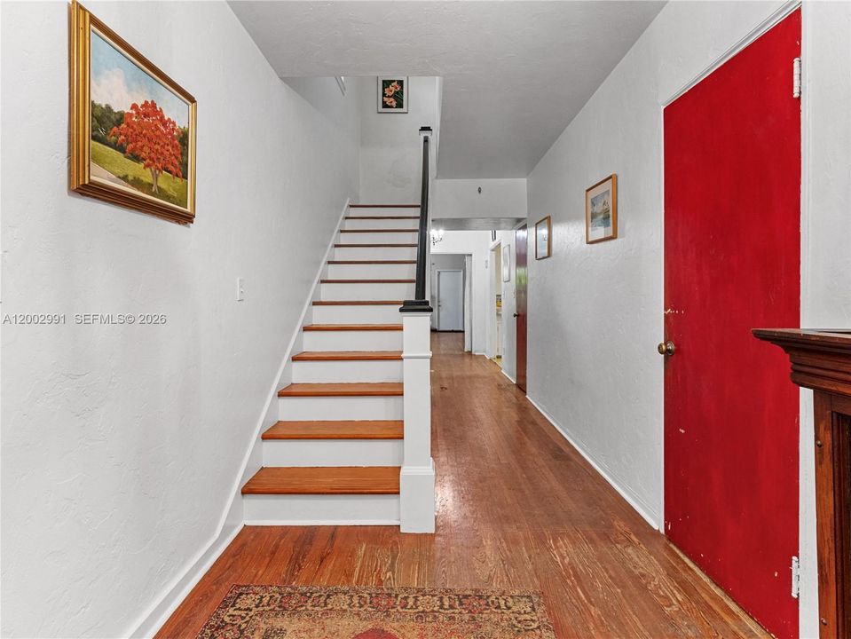 Active With Contract: $640,000 (4 beds, 2 baths, 2822 Square Feet)