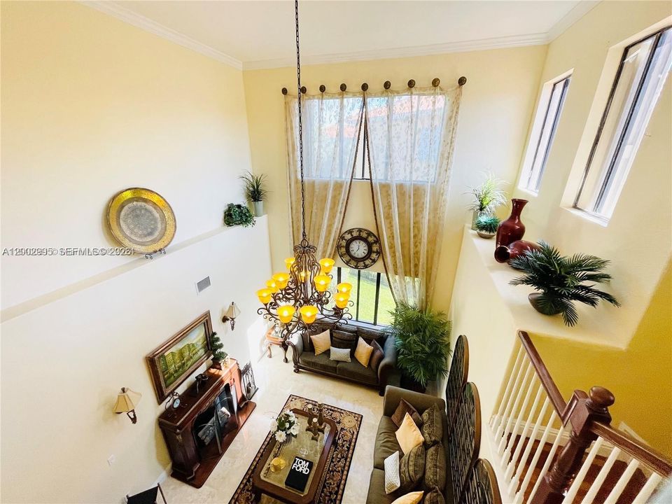 En Renta: $7,800 (5 camas, 4 baños, 4717 Pies cuadrados)
