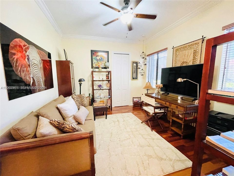 En Renta: $7,800 (5 camas, 4 baños, 4717 Pies cuadrados)