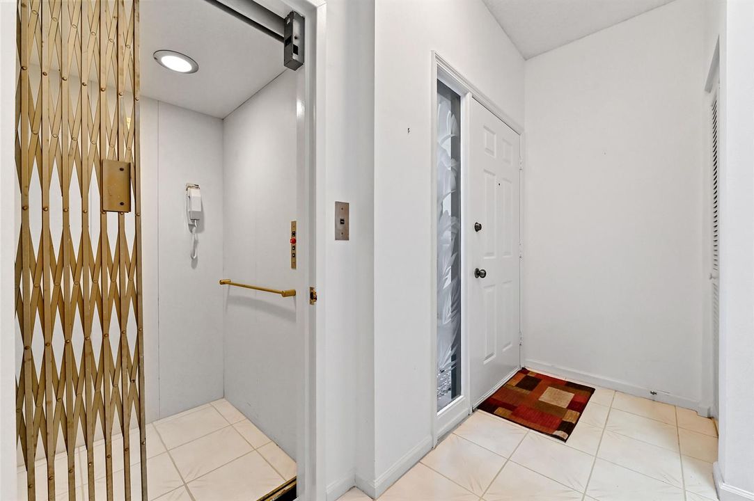 05 Elevator 01