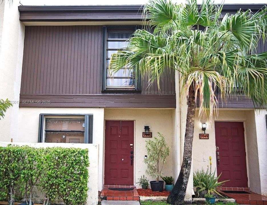 Activo con contrato: $305,000 (2 camas, 2 baños, 1214 Pies cuadrados)