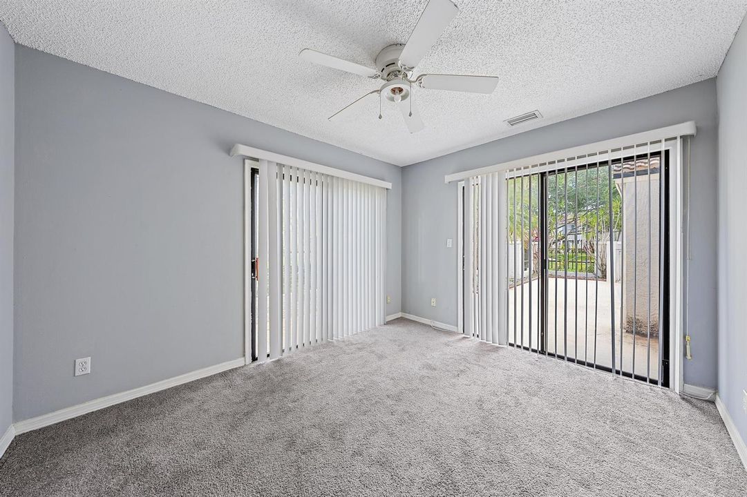352 Prestwick Cir unit 1-5