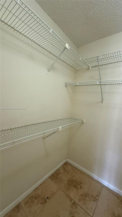 Недавно арендовано: $2,150 (2 спален, 2 ванн, 1099 Квадратных фут)