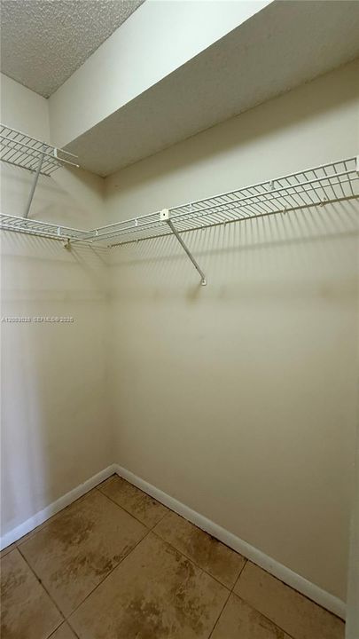 Недавно арендовано: $2,150 (2 спален, 2 ванн, 1099 Квадратных фут)