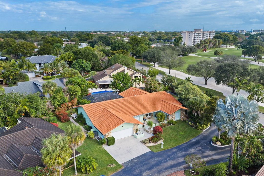 43-web-or-mls-301-jacaranda-dr