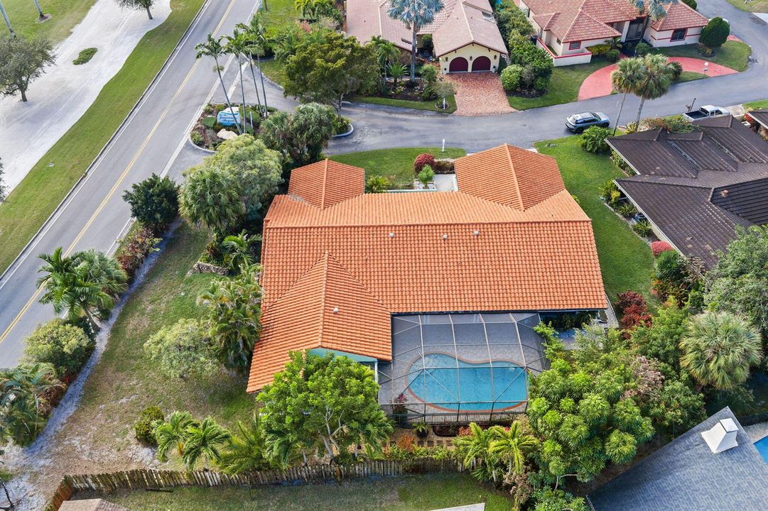 45-web-or-mls-301-jacaranda-dr