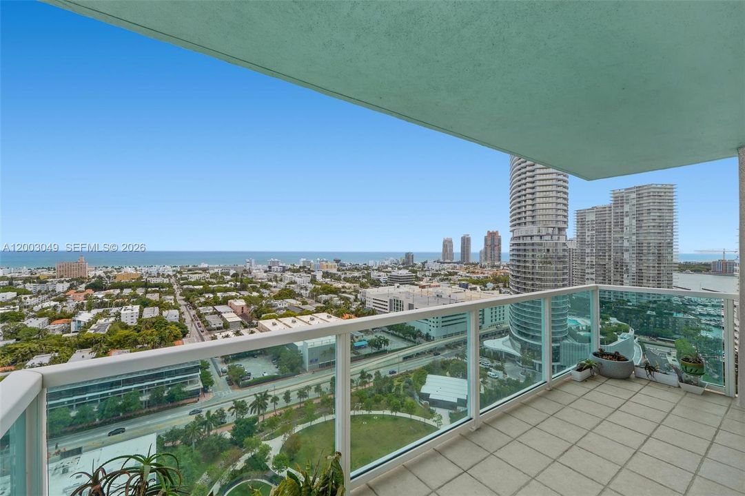 En Venta: $1,150,000 (2 camas, 2 baños, 1147 Pies cuadrados)