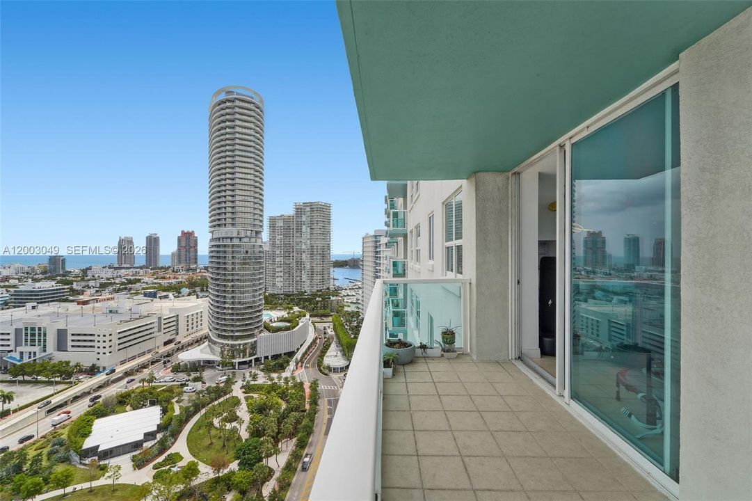 En Venta: $1,150,000 (2 camas, 2 baños, 1147 Pies cuadrados)