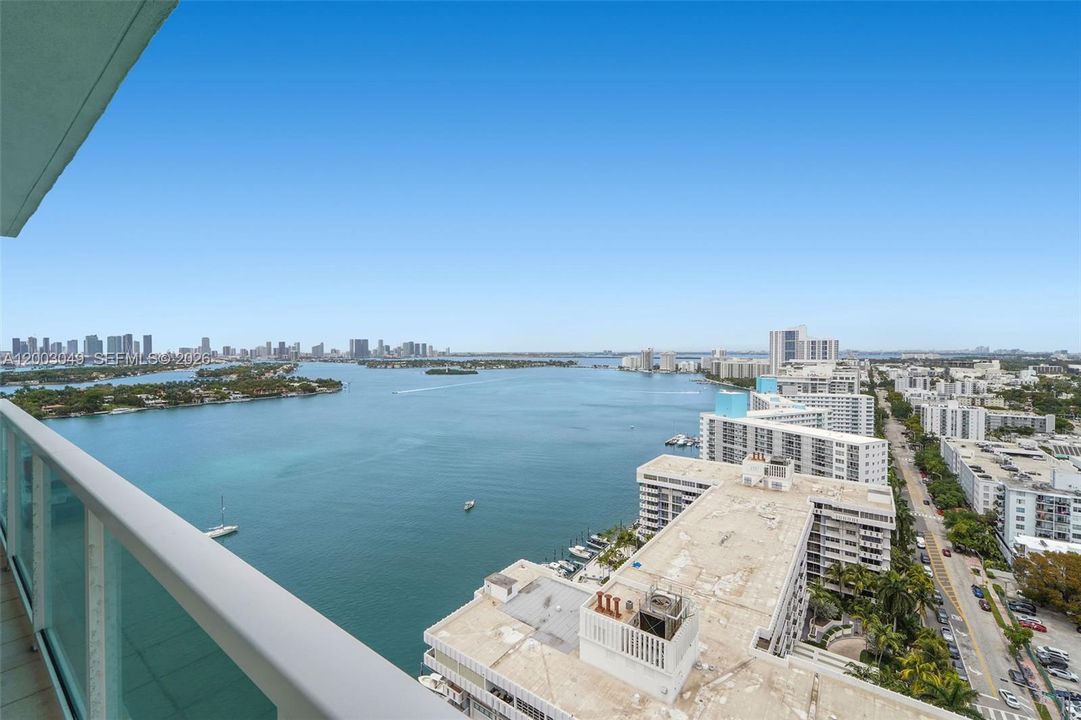 En Venta: $1,150,000 (2 camas, 2 baños, 1147 Pies cuadrados)