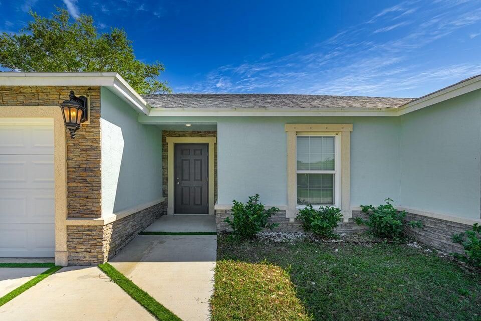 Front HomeV2-E