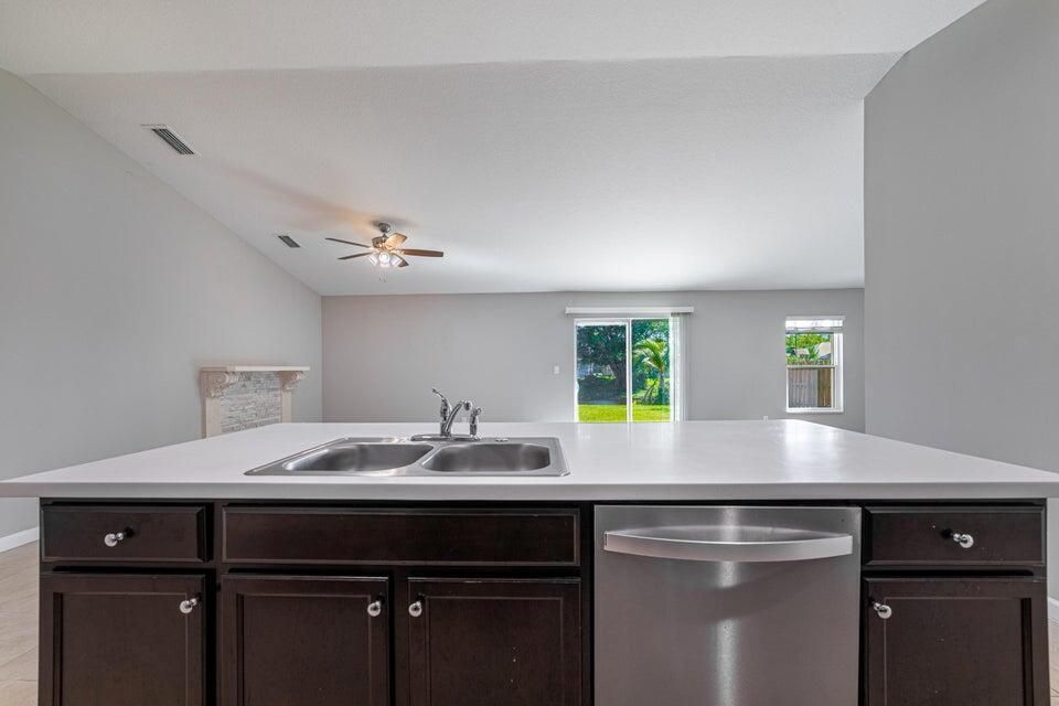 Kitchen Counter