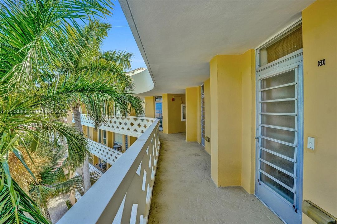 For Sale: $175,000 (2 beds, 1 baths, 650 Square Feet)