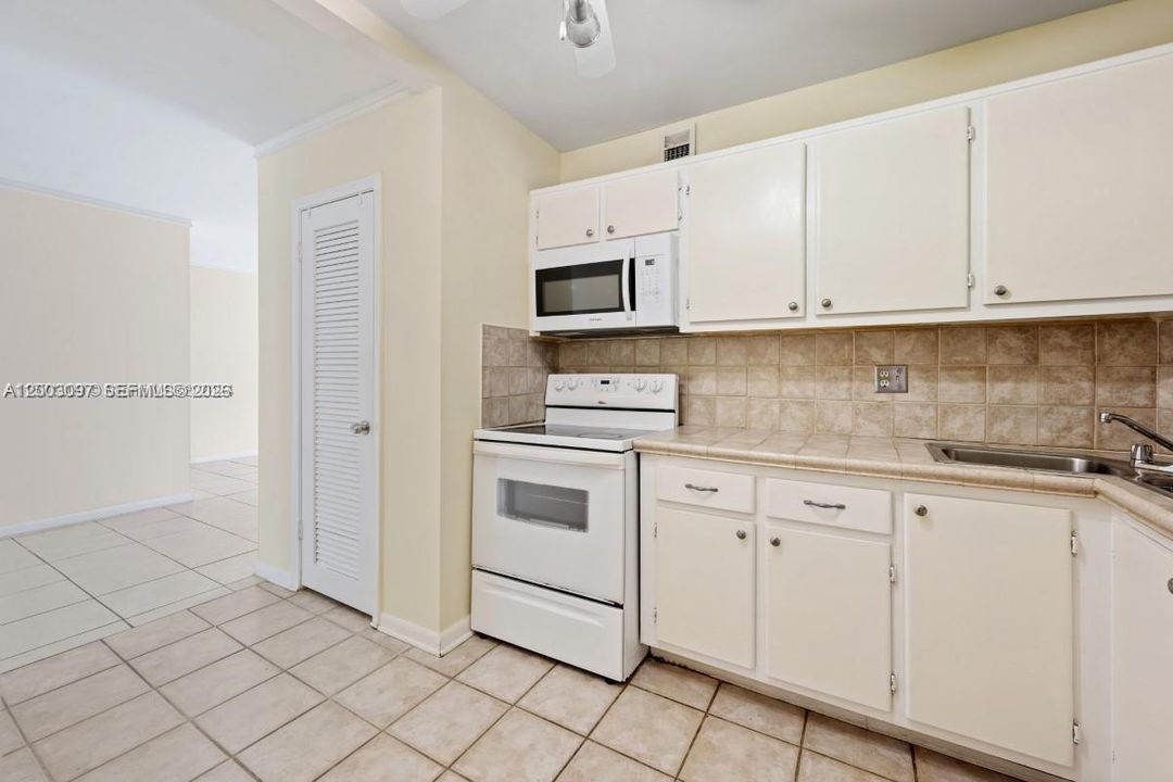 En Venta: $209,000 (1 camas, 1 baños, 750 Pies cuadrados)