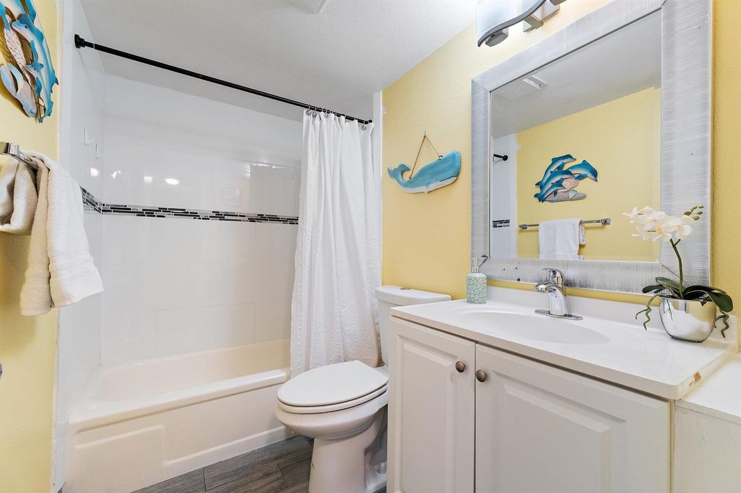 053-10310SOceanDr-205-JensenBeach-SMALL