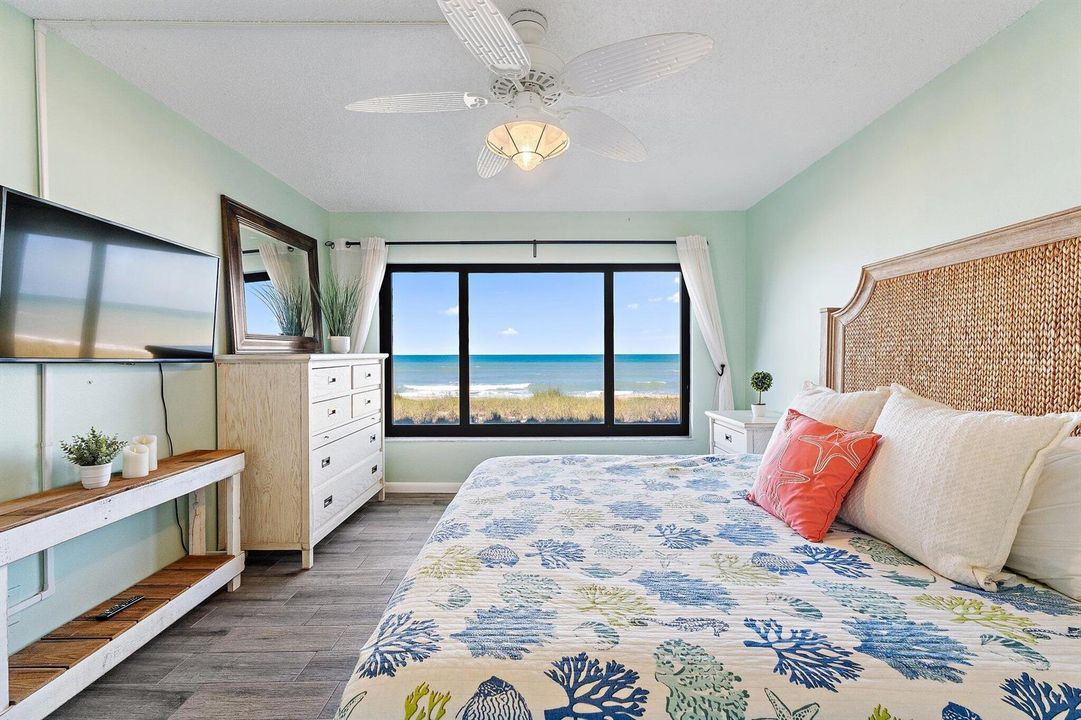 042-10310SOceanDr-205-JensenBeach-SMALL