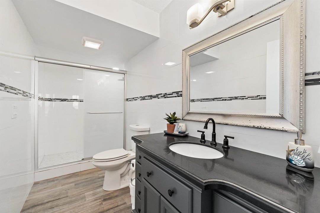 047-10310SOceanDr-205-JensenBeach-SMALL