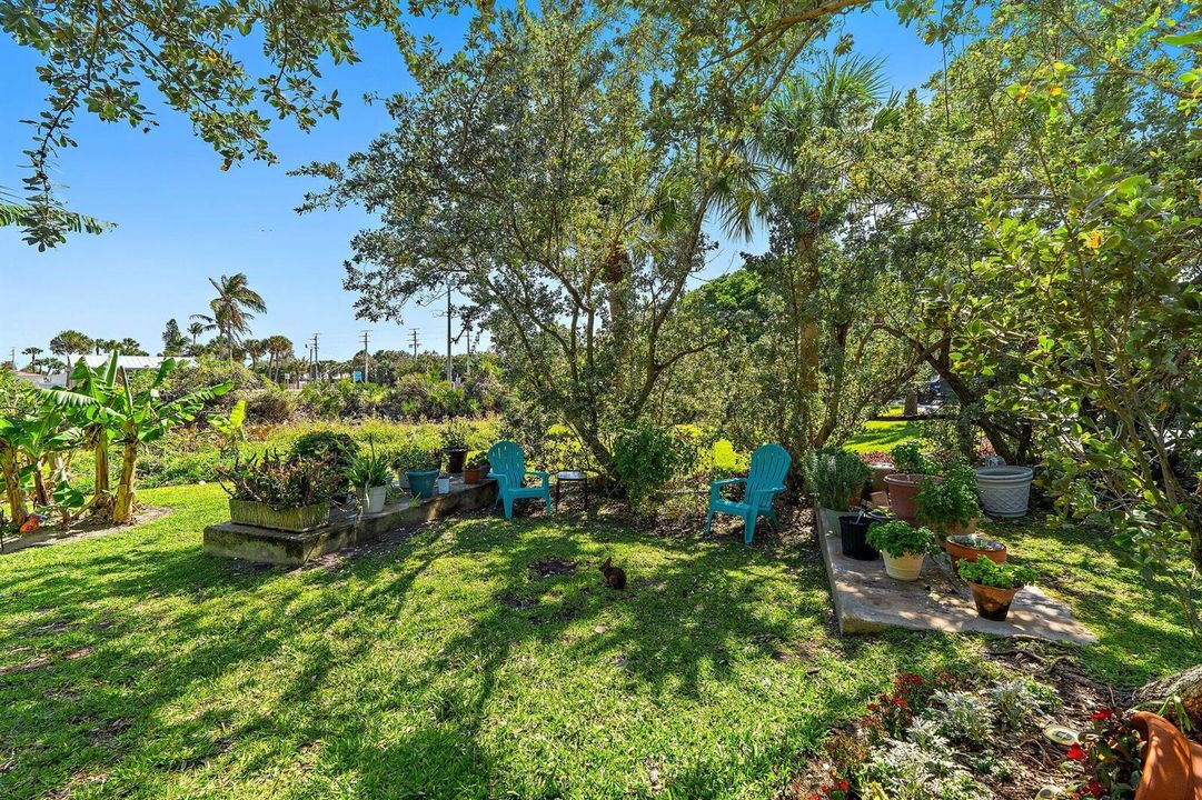 062-10310SOceanDr-205-JensenBeach-SMALL