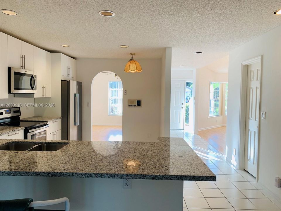 For Rent: $3,400 (3 beds, 2 baths, 2063 Square Feet)