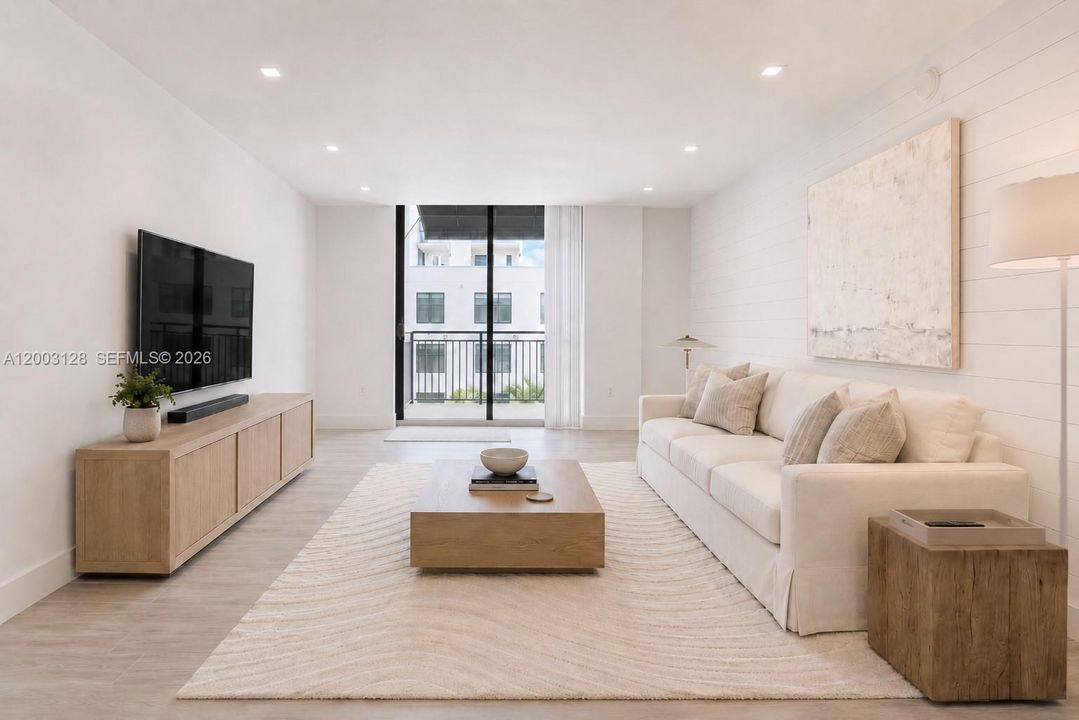 For Sale: $825,000 (2 beds, 2 baths, 1111 Square Feet)