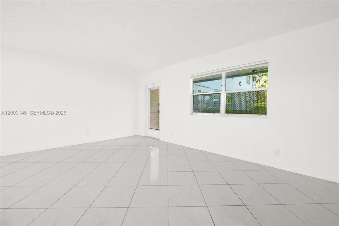 En Venta: $72,500 (1 camas, 1 baños, 720 Pies cuadrados)