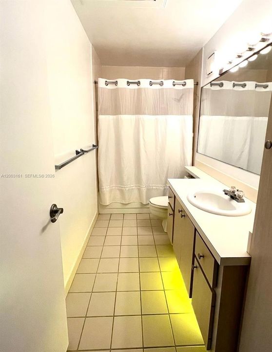 2nd Bathroom