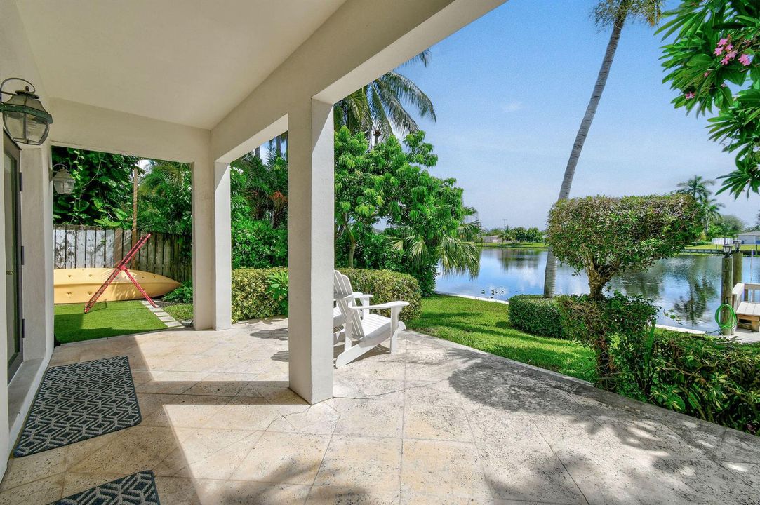 8110WLakeDr(67)