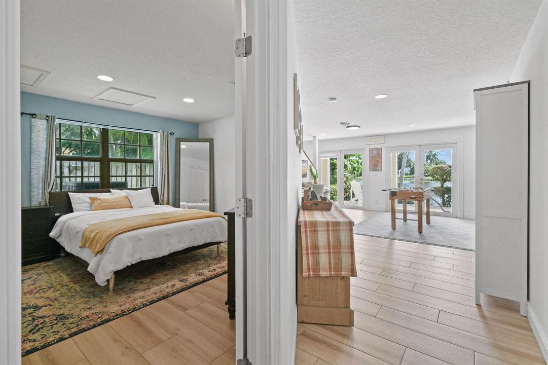8110WLakeDr(29)