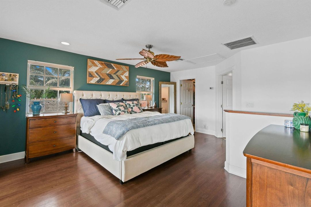 8110WLakeDr(37)