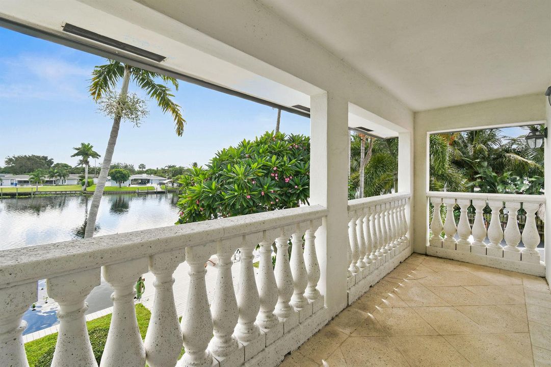 8110WLakeDr(42)