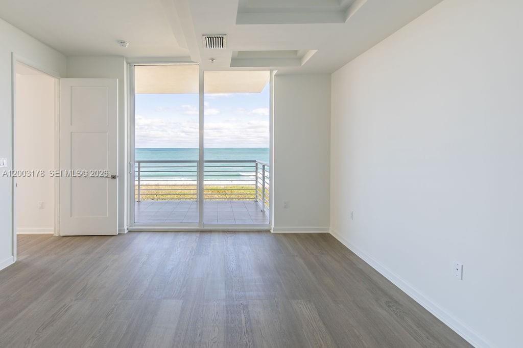 For Sale: $1,250,000 (2 beds, 2 baths, 1542 Square Feet)