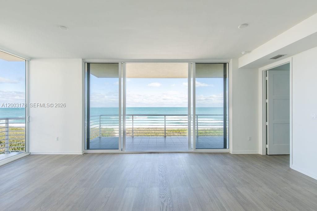For Sale: $1,250,000 (2 beds, 2 baths, 1542 Square Feet)