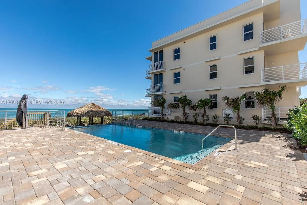 For Sale: $1,250,000 (2 beds, 2 baths, 1542 Square Feet)