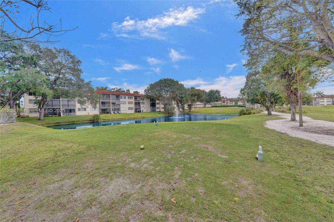 For Sale: $118,000 (2 beds, 2 baths, 1170 Square Feet)