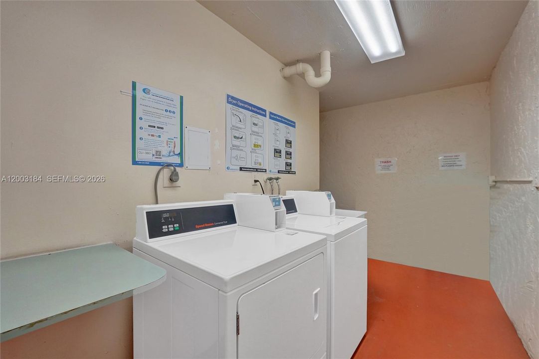 For Sale: $118,000 (2 beds, 2 baths, 1170 Square Feet)