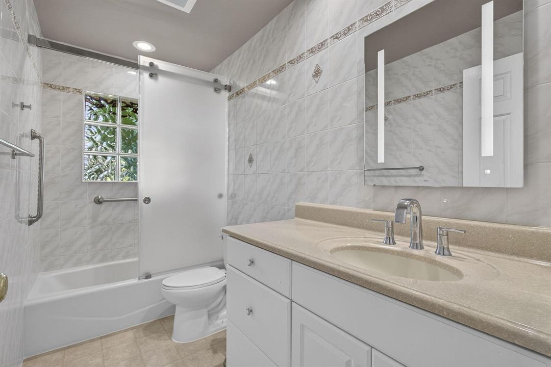 22-web-or-mls-BS1A3092