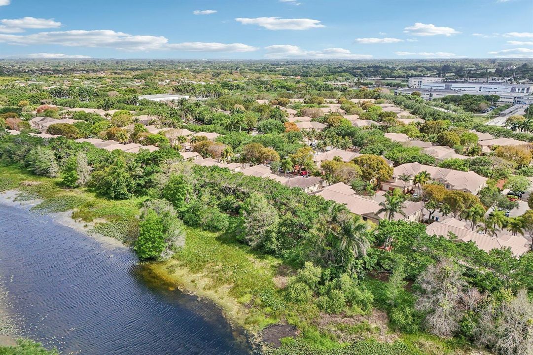 49-web-or-mls-Tree Top Dr-S1504-049