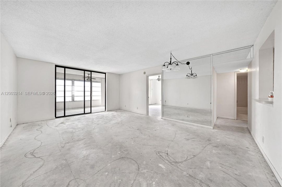 En Venta: $94,900 (2 camas, 2 baños, 1000 Pies cuadrados)