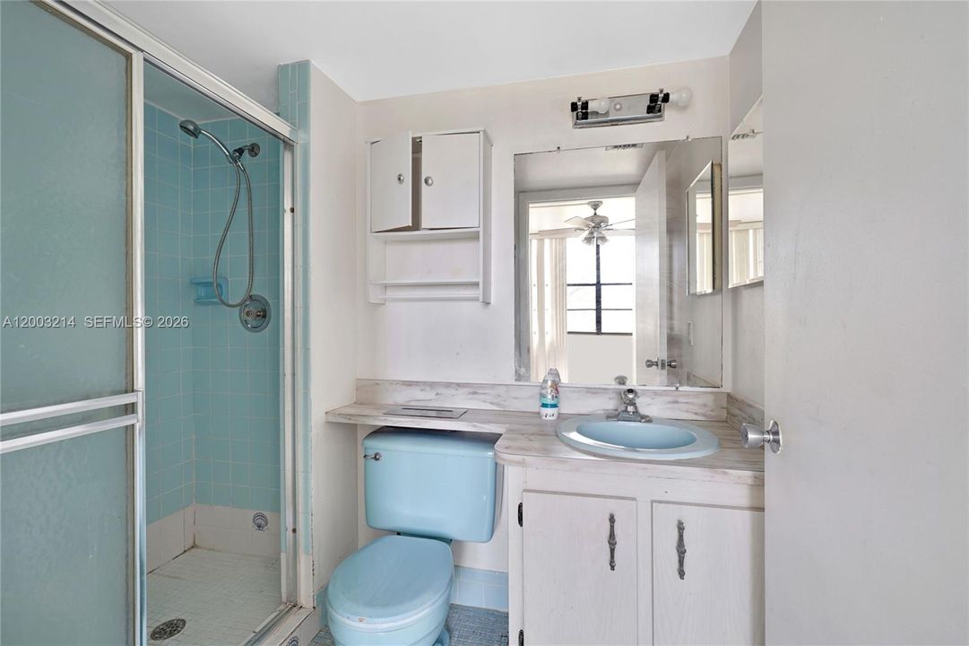 En Venta: $94,900 (2 camas, 2 baños, 1000 Pies cuadrados)