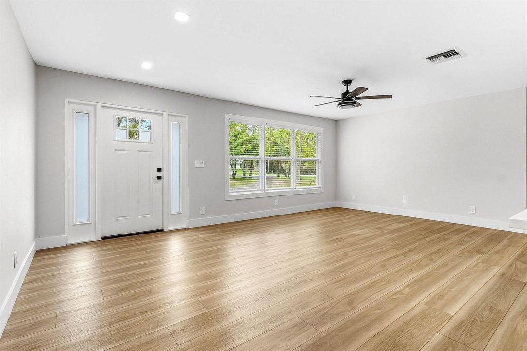 006-4397AvocadoBoulevard-WestPalmBeach-F