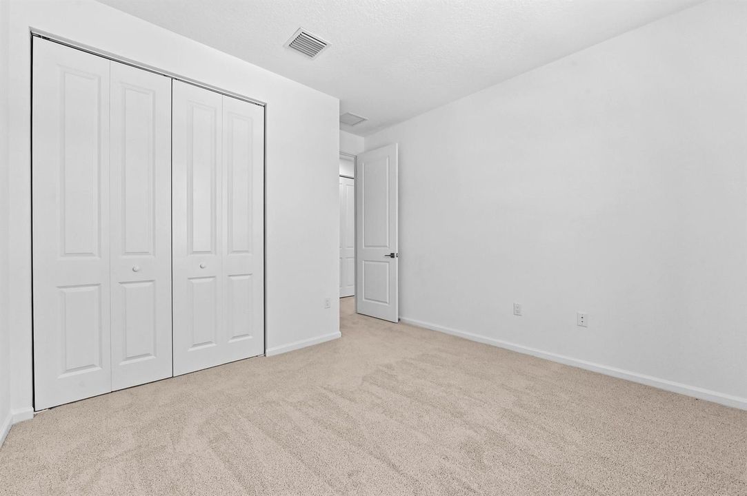 23 Bedroom 02