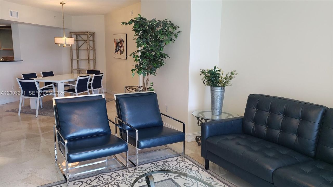 For Sale: $1,089,000 (2 beds, 2 baths, 1715 Square Feet)