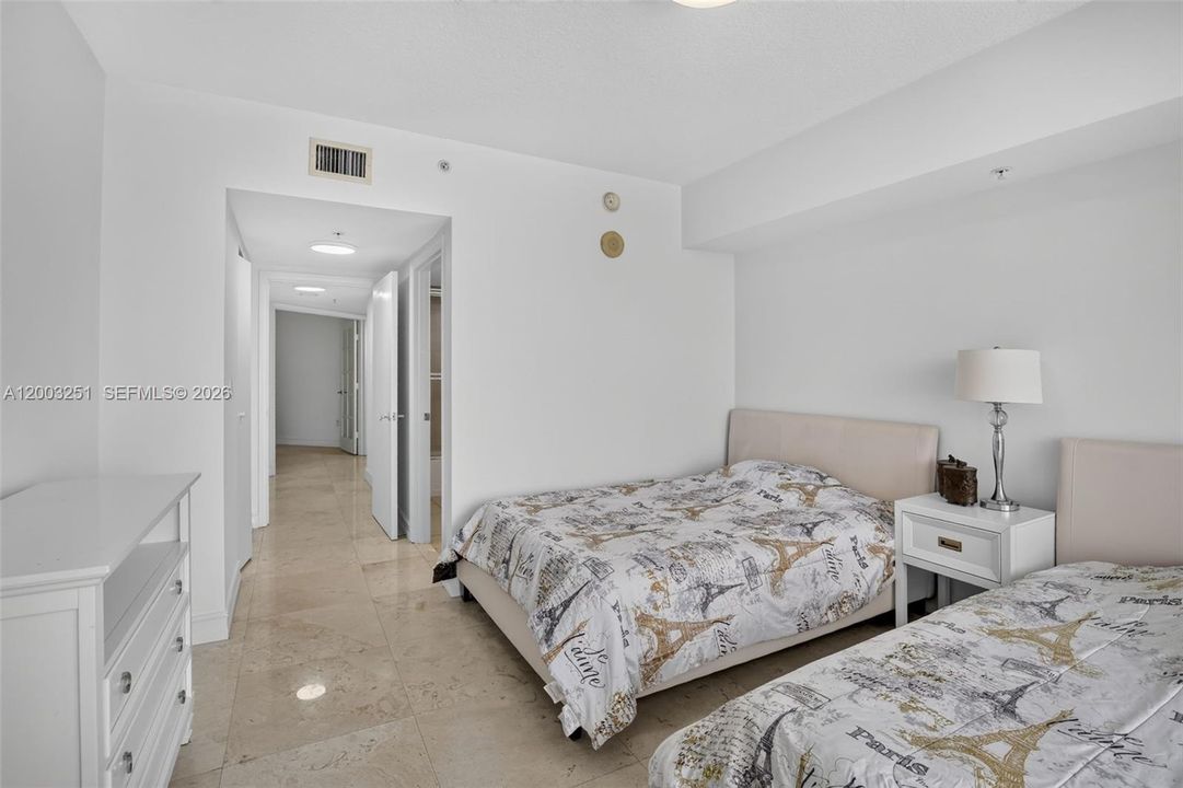 2nd Bedroom