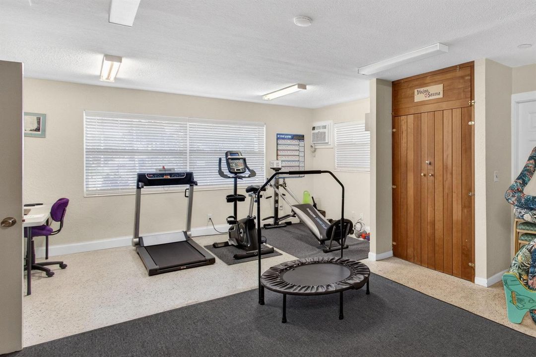 Fitness area & sauna