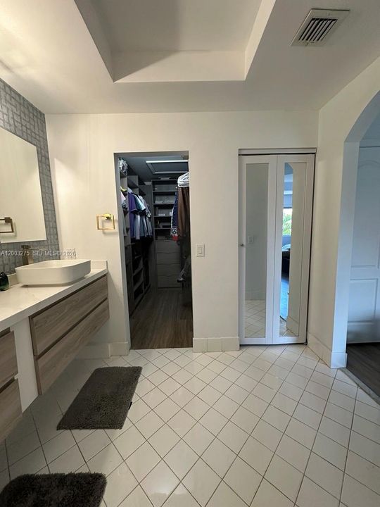 Recently Sold: $614,000 (3 beds, 2 baths, 1743 Square Feet)