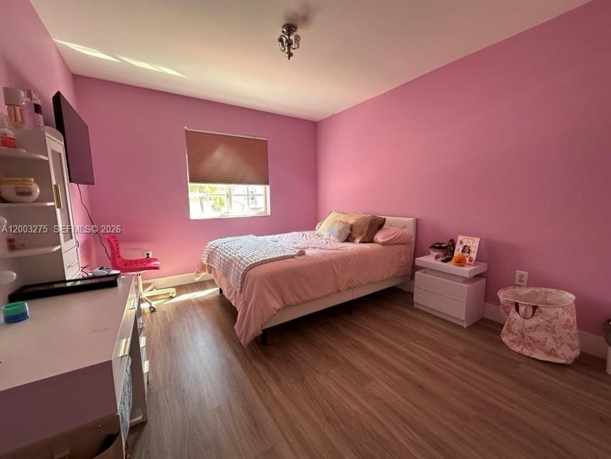 Recently Sold: $614,000 (3 beds, 2 baths, 1743 Square Feet)