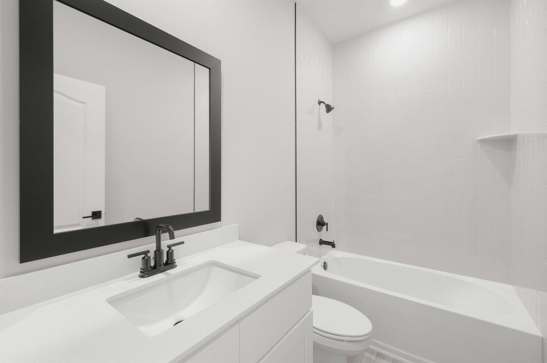Greenfield_L_00-10