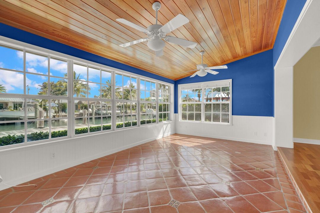 1210 Bimini Lane 18 26